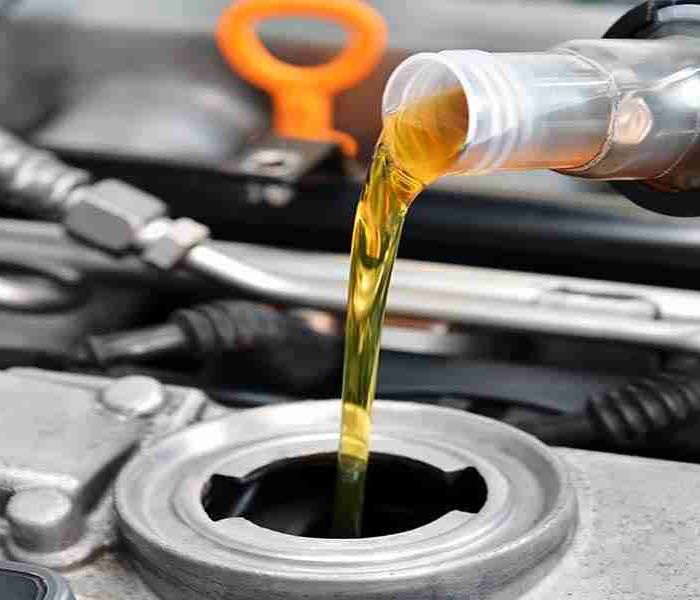 Что вызывает утечку моторного масла